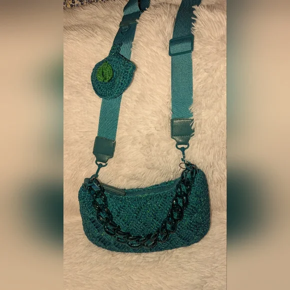 Kurt Geiger London Crochet Crossbody Bag Emerald Green NWOT With Call Out - Picture 2 of 9